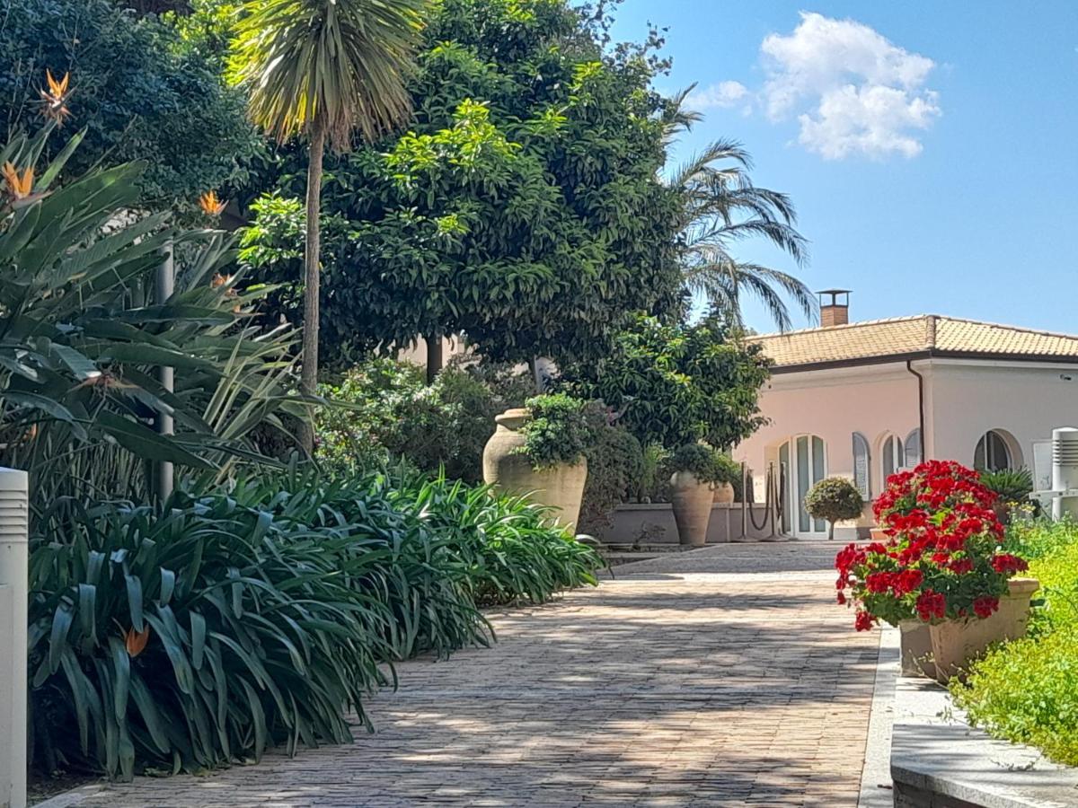 Villa Ersilia Soverato Marina Bagian luar foto