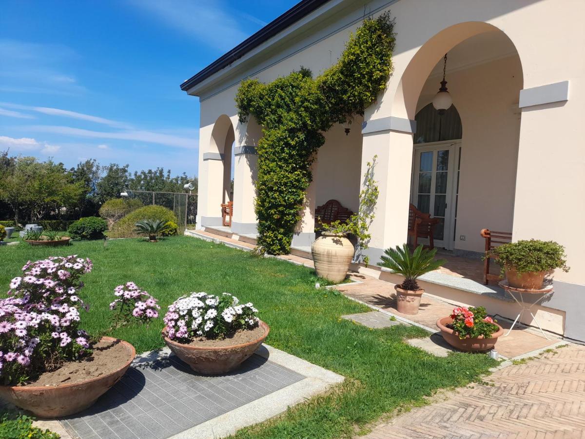 Villa Ersilia Soverato Marina Bagian luar foto